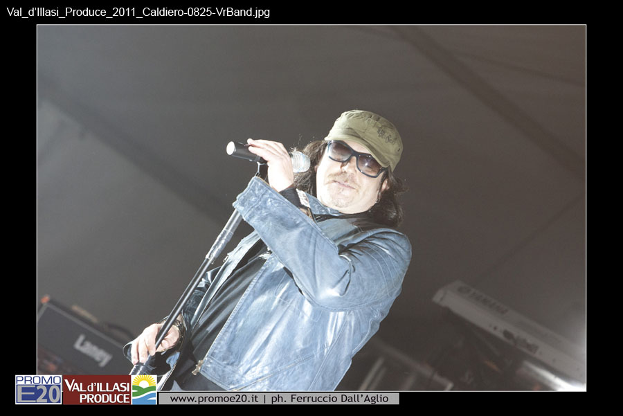 Val_d'Illasi_Produce_2011_Caldiero-0825-VrBand