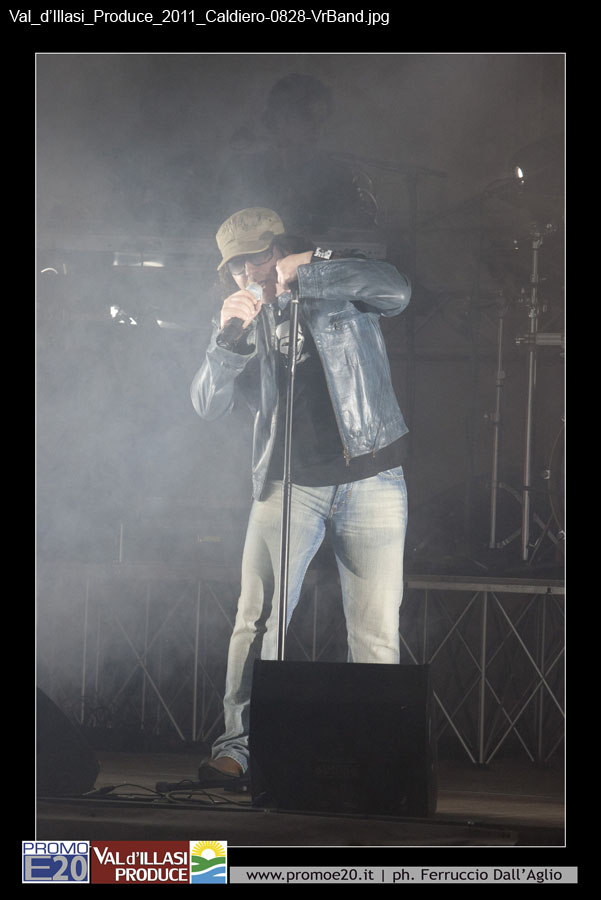 Val_d'Illasi_Produce_2011_Caldiero-0828-VrBand