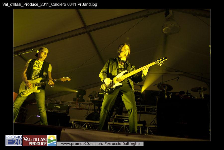 Val_d'Illasi_Produce_2011_Caldiero-0841-VrBand