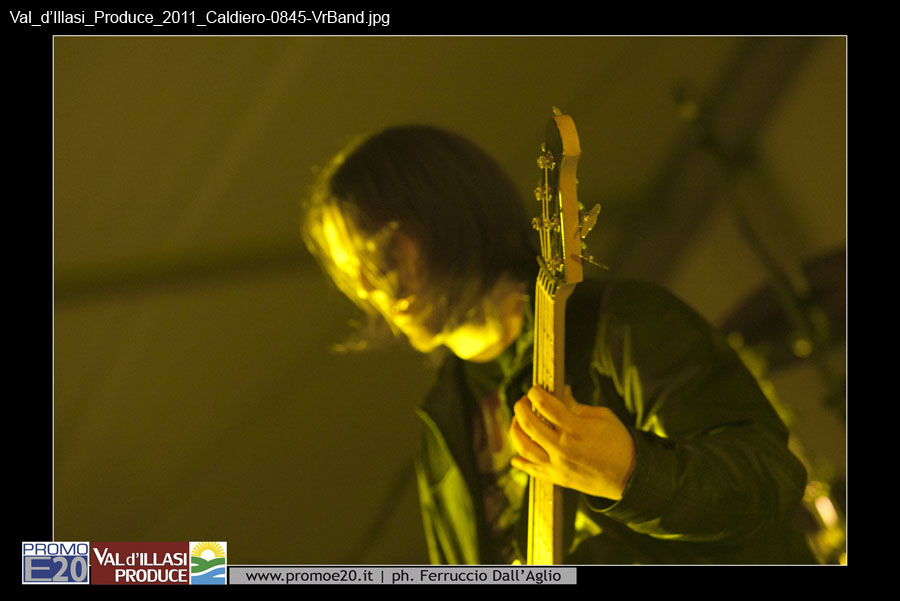 Val_d'Illasi_Produce_2011_Caldiero-0845-VrBand