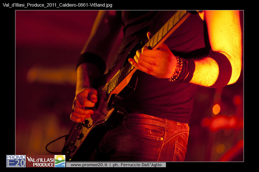Val_d'Illasi_Produce_2011_Caldiero-0861-VrBand