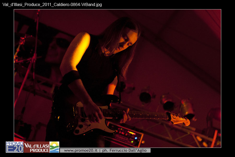 Val_d'Illasi_Produce_2011_Caldiero-0864-VrBand