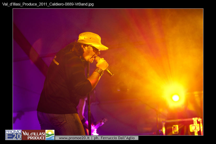Val_d'Illasi_Produce_2011_Caldiero-0889-VrBand
