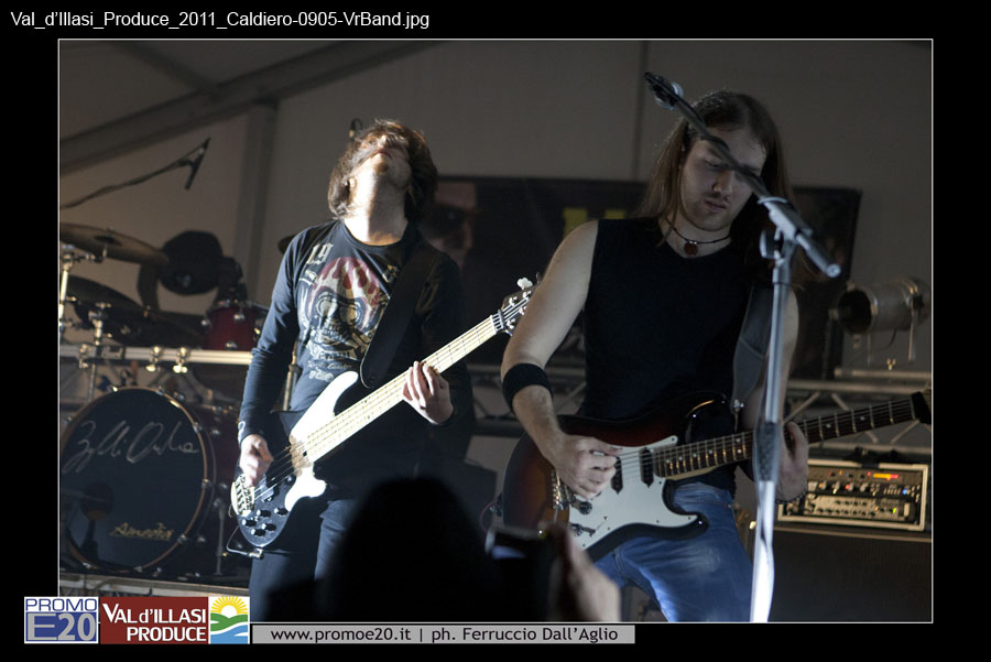 Val_d'Illasi_Produce_2011_Caldiero-0905-VrBand
