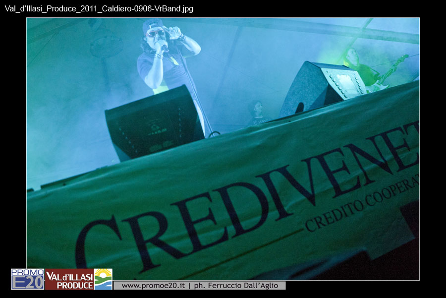 Val_d'Illasi_Produce_2011_Caldiero-0906-VrBand
