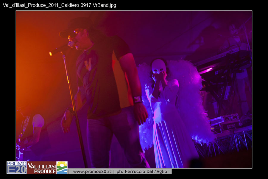 Val_d'Illasi_Produce_2011_Caldiero-0917-VrBand
