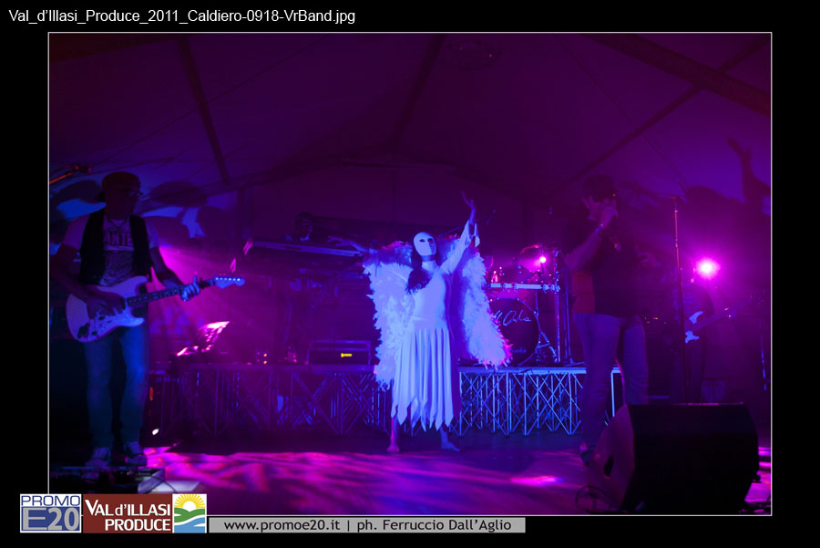 Val_d'Illasi_Produce_2011_Caldiero-0918-VrBand
