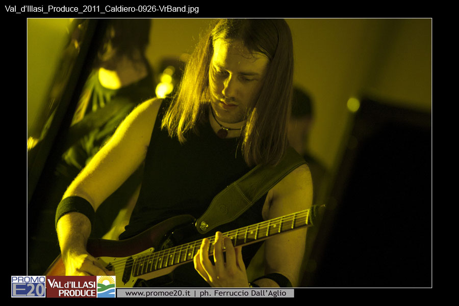 Val_d'Illasi_Produce_2011_Caldiero-0926-VrBand