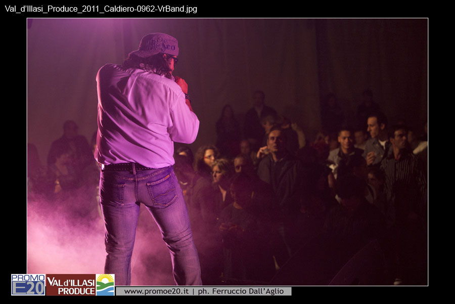 Val_d'Illasi_Produce_2011_Caldiero-0962-VrBand