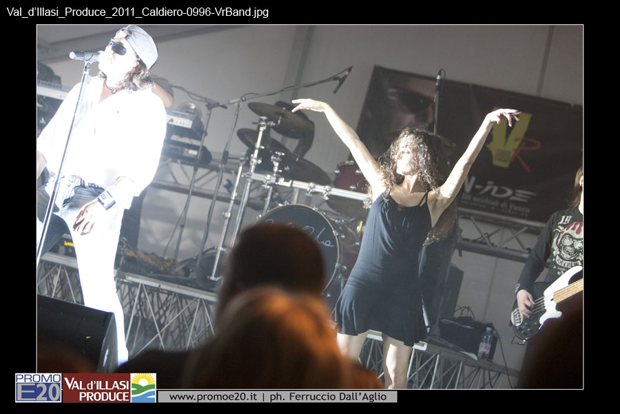 Val_d'Illasi_Produce_2011_Caldiero-0996-VrBand