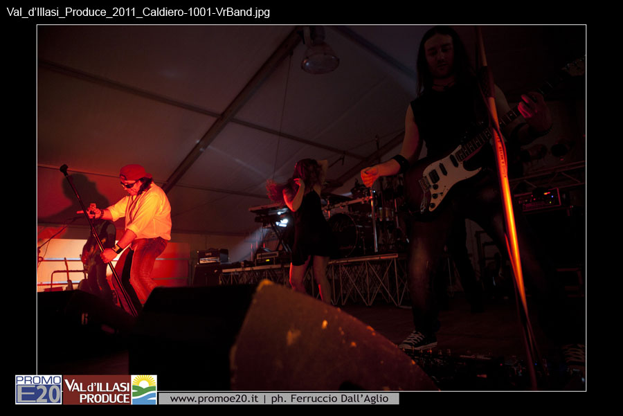 Val_d'Illasi_Produce_2011_Caldiero-1001-VrBand