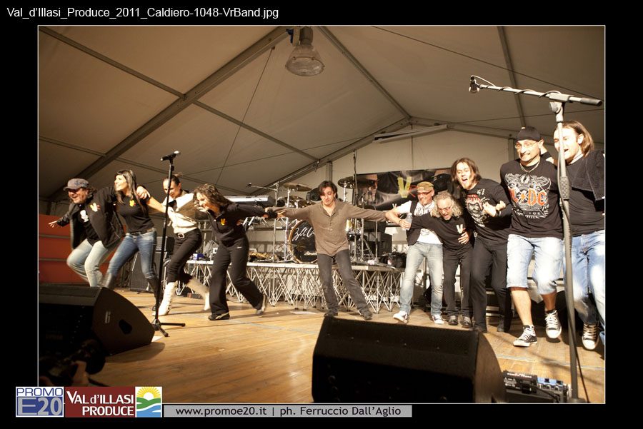 Val_d'Illasi_Produce_2011_Caldiero-1048-VrBand