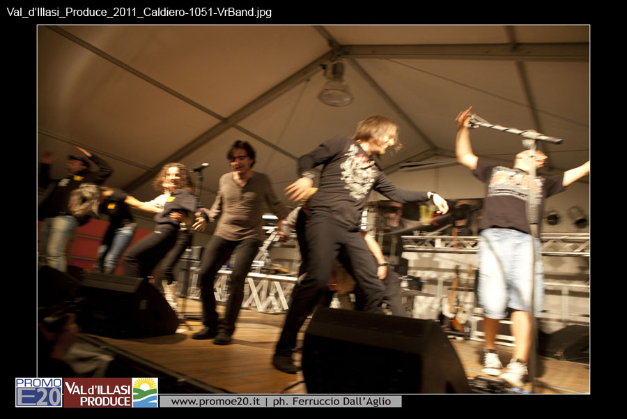 Val_d'Illasi_Produce_2011_Caldiero-1051-VrBand