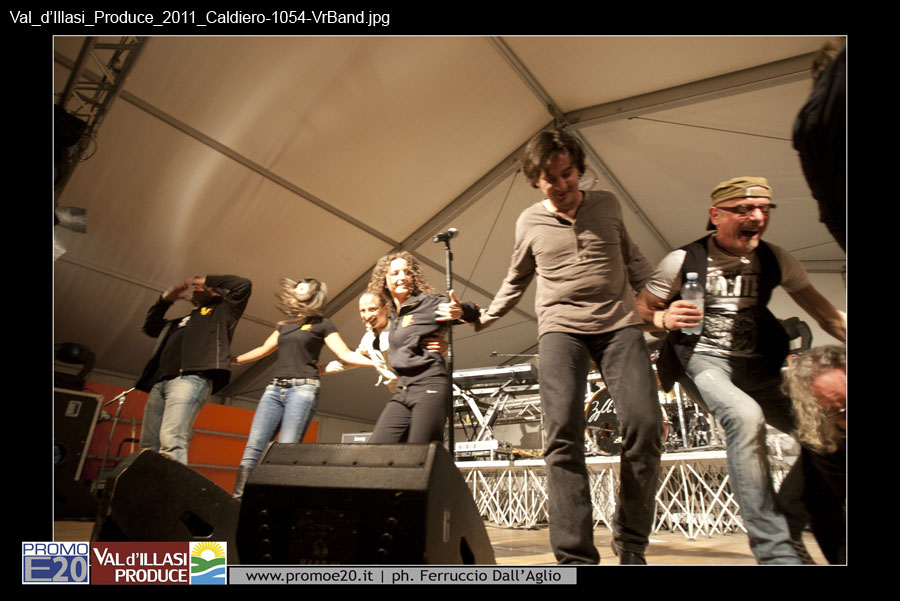 Val_d'Illasi_Produce_2011_Caldiero-1054-VrBand