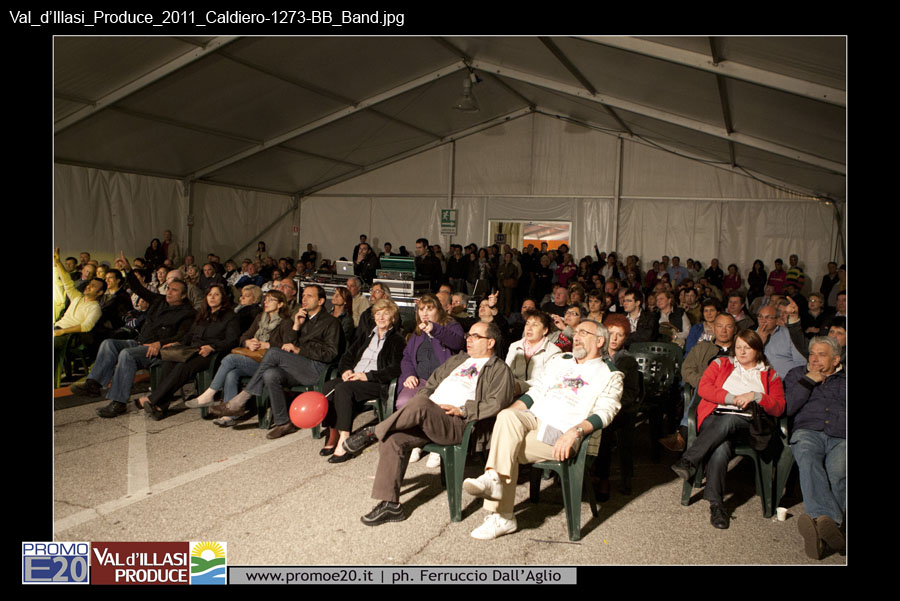 Val_d'Illasi_Produce_2011_Caldiero-1273-BB_Band