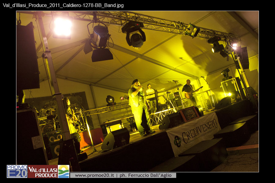 Val_d'Illasi_Produce_2011_Caldiero-1278-BB_Band