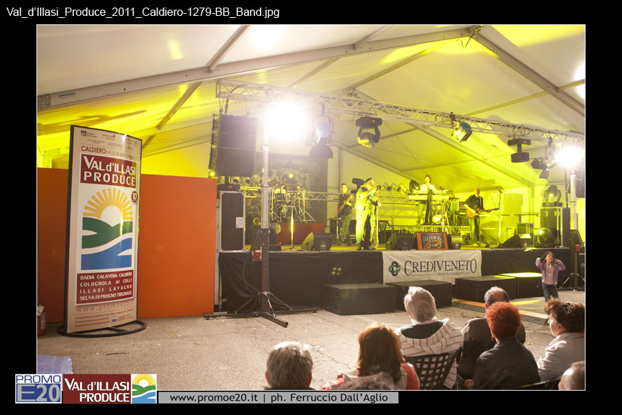 Val_d'Illasi_Produce_2011_Caldiero-1279-BB_Band