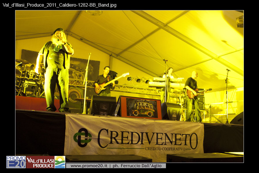 Val_d'Illasi_Produce_2011_Caldiero-1282-BB_Band