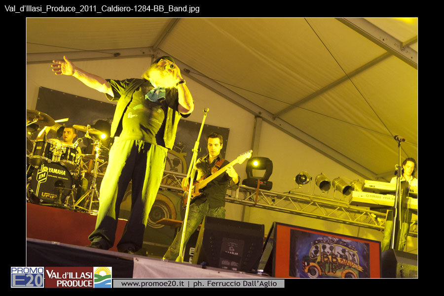 Val_d'Illasi_Produce_2011_Caldiero-1284-BB_Band
