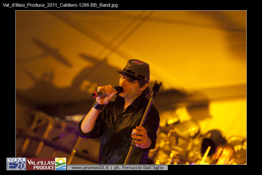 Val_d'Illasi_Produce_2011_Caldiero-1286-BB_Band