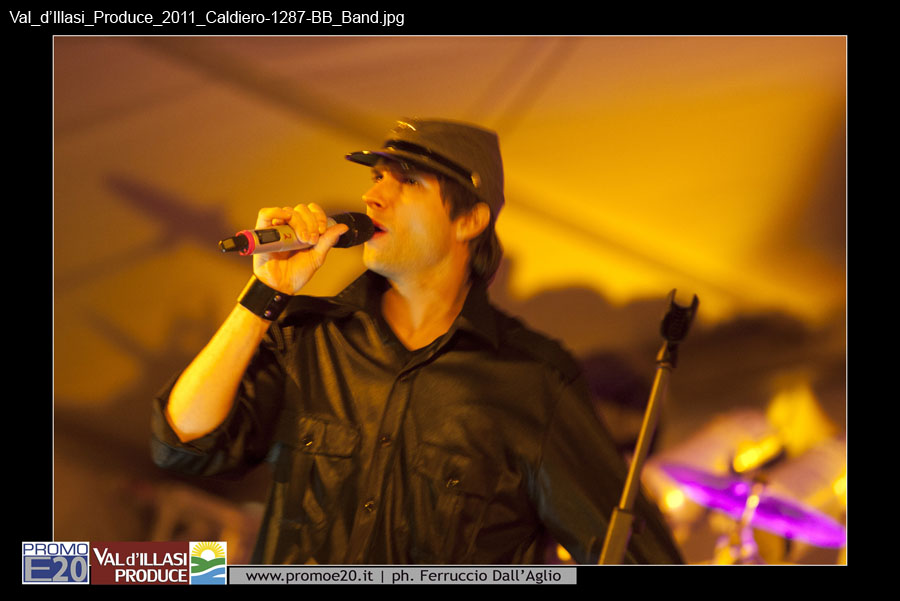 Val_d'Illasi_Produce_2011_Caldiero-1287-BB_Band
