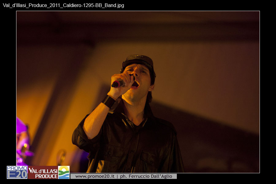 Val_d'Illasi_Produce_2011_Caldiero-1295-BB_Band