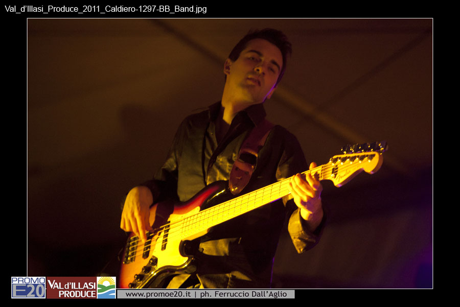 Val_d'Illasi_Produce_2011_Caldiero-1297-BB_Band
