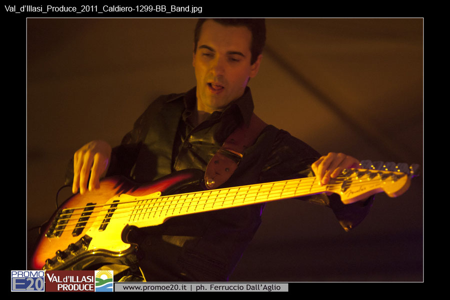 Val_d'Illasi_Produce_2011_Caldiero-1299-BB_Band
