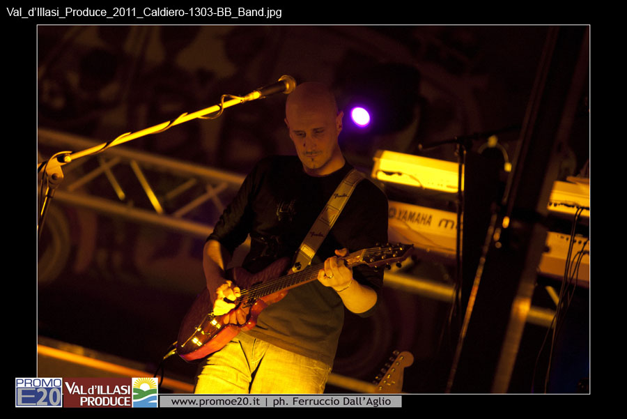 Val_d'Illasi_Produce_2011_Caldiero-1303-BB_Band
