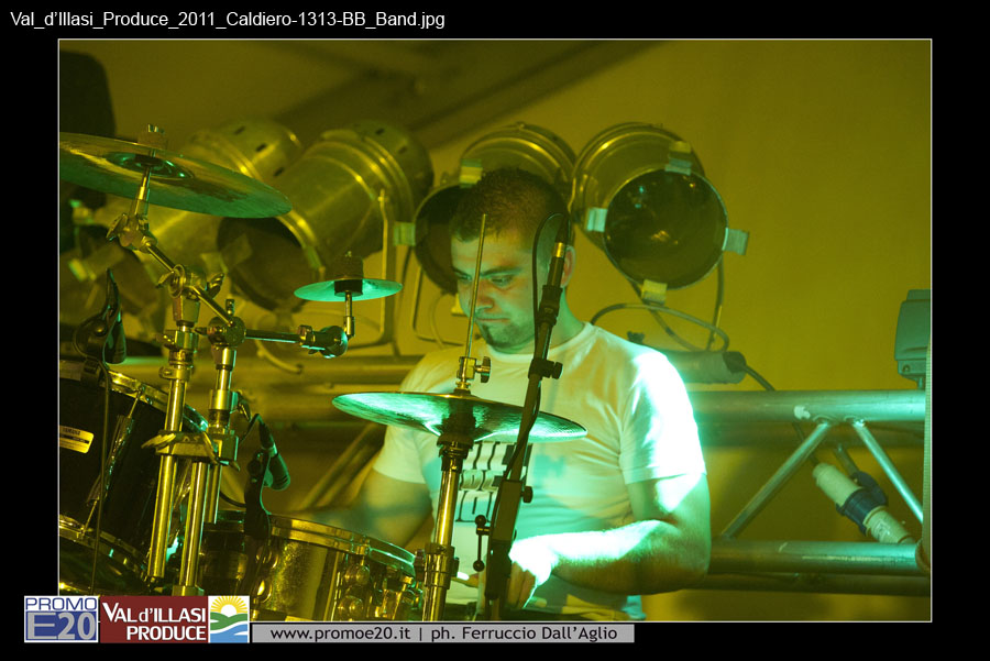 Val_d'Illasi_Produce_2011_Caldiero-1313-BB_Band