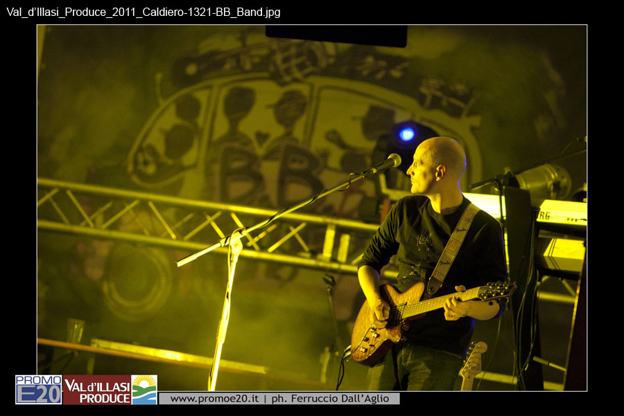 Val_d'Illasi_Produce_2011_Caldiero-1321-BB_Band