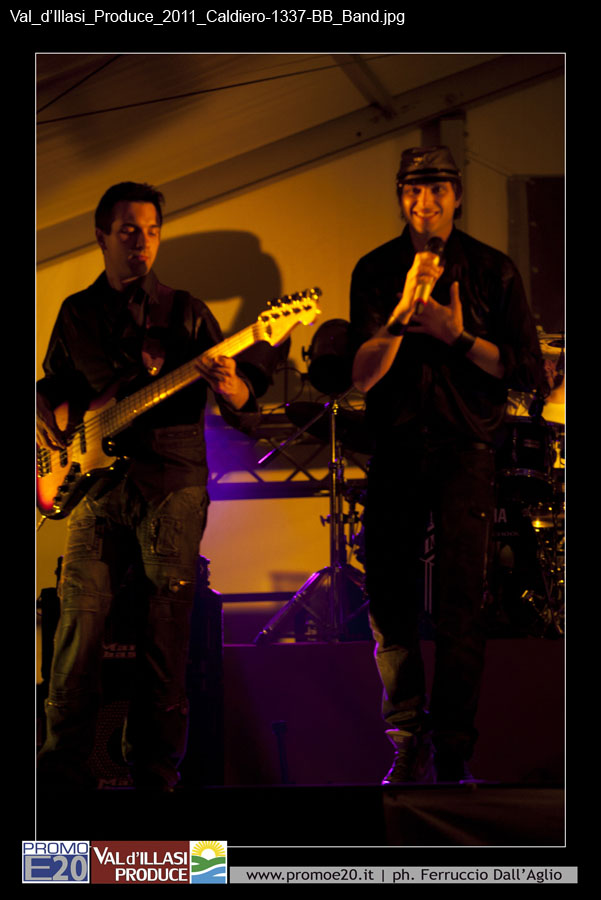 Val_d'Illasi_Produce_2011_Caldiero-1337-BB_Band