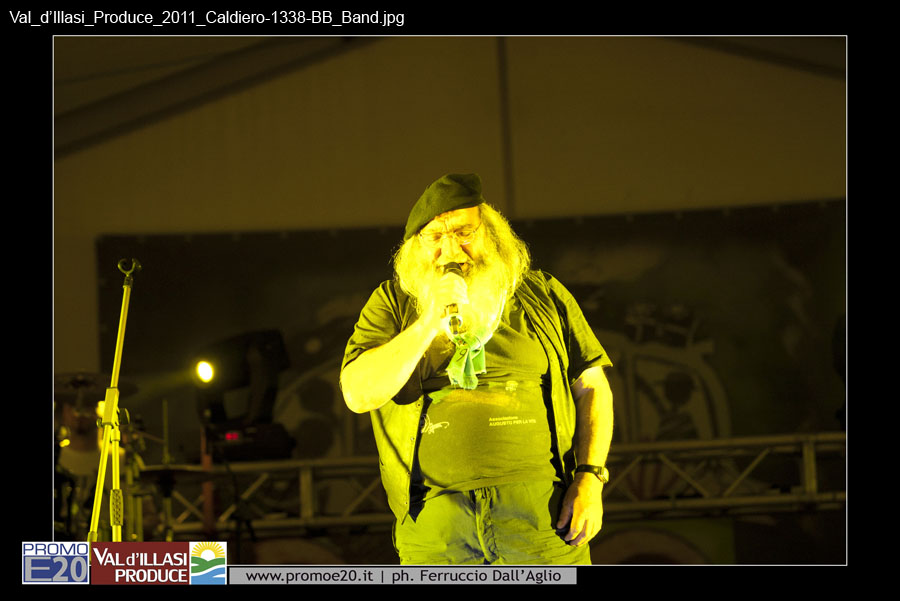 Val_d'Illasi_Produce_2011_Caldiero-1338-BB_Band