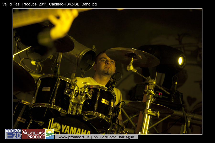 Val_d'Illasi_Produce_2011_Caldiero-1342-BB_Band