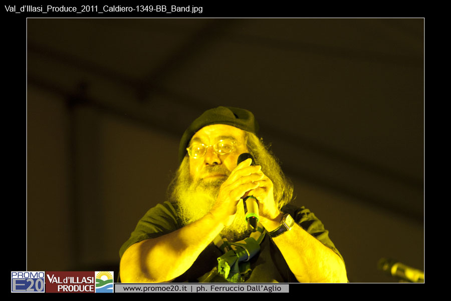 Val_d'Illasi_Produce_2011_Caldiero-1349-BB_Band