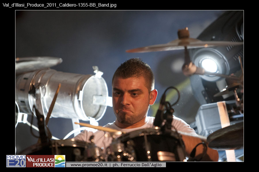 Val_d'Illasi_Produce_2011_Caldiero-1355-BB_Band