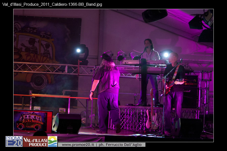 Val_d'Illasi_Produce_2011_Caldiero-1366-BB_Band