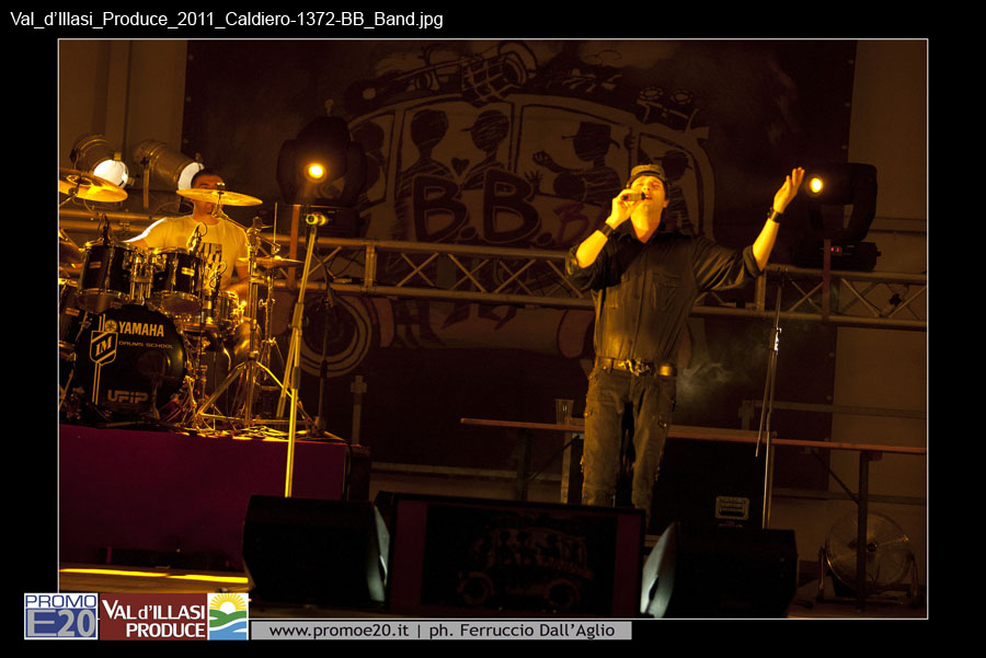 Val_d'Illasi_Produce_2011_Caldiero-1372-BB_Band