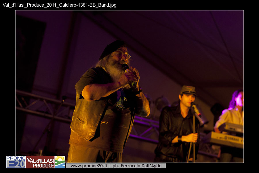 Val_d'Illasi_Produce_2011_Caldiero-1381-BB_Band