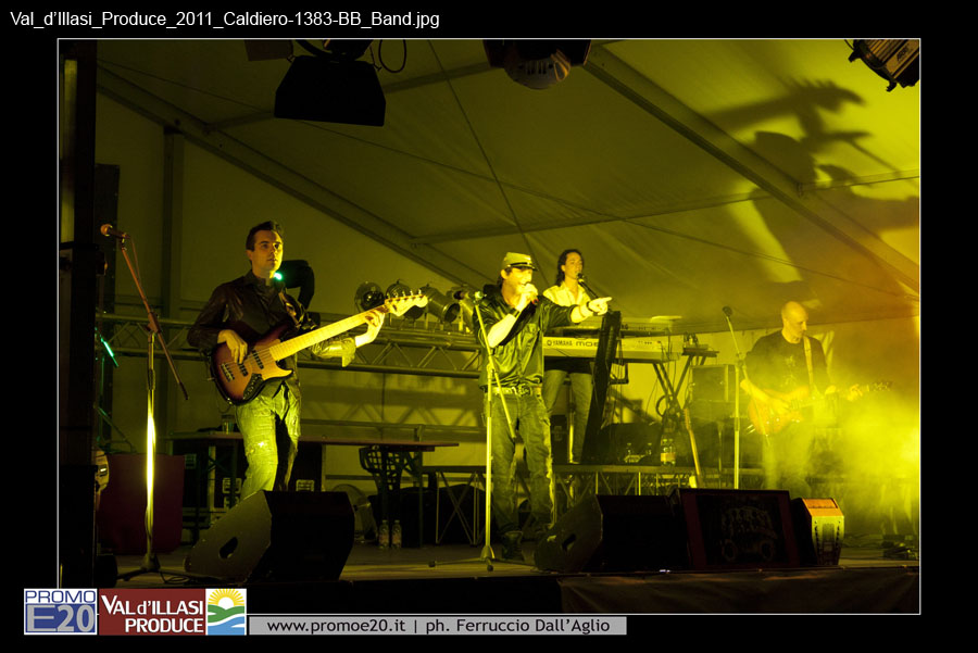 Val_d'Illasi_Produce_2011_Caldiero-1383-BB_Band
