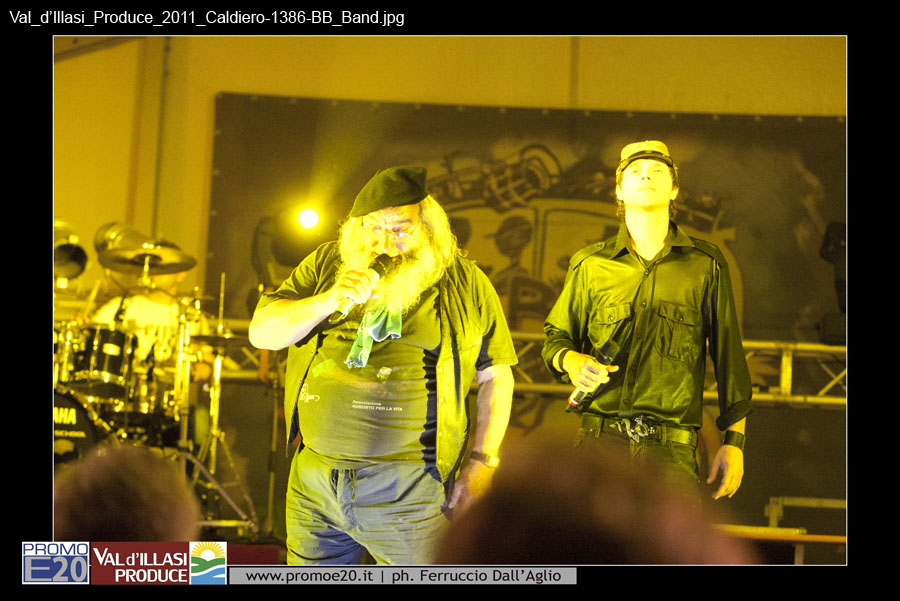 Val_d'Illasi_Produce_2011_Caldiero-1386-BB_Band