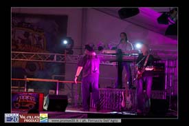 Val_d'Illasi_Produce_2011_Caldiero-1366-BB_Band