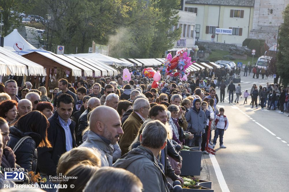 458_2014_010808_Festa_Del_Marrone_0708