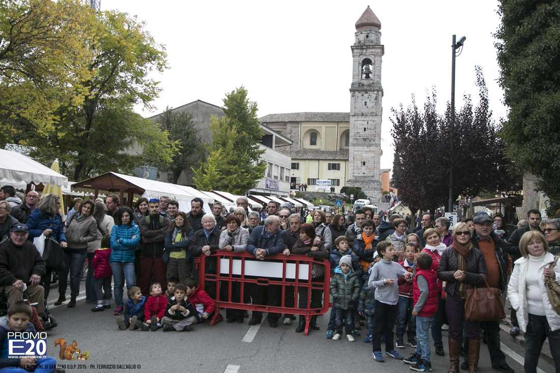 2015_012147_festadelmarrone_25112015
