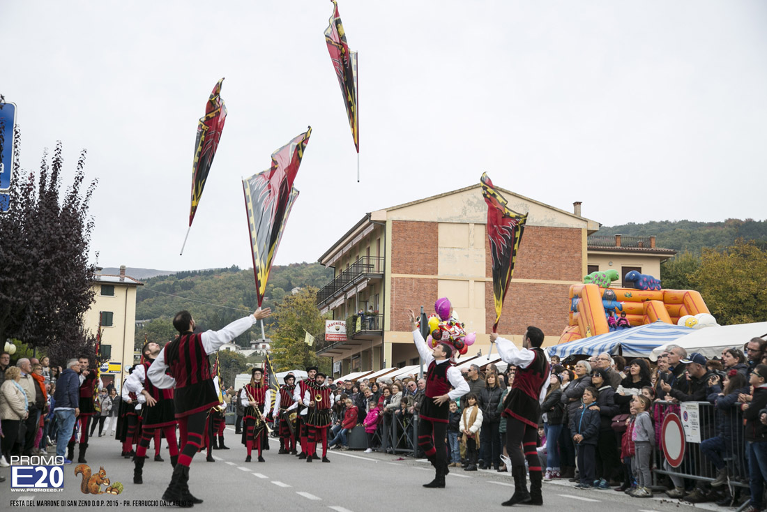 2015_012148_festadelmarrone_25112015