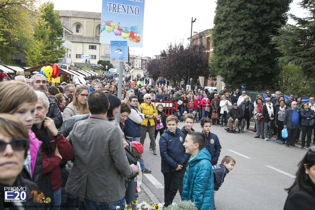 2015_012158_festadelmarrone_25112015