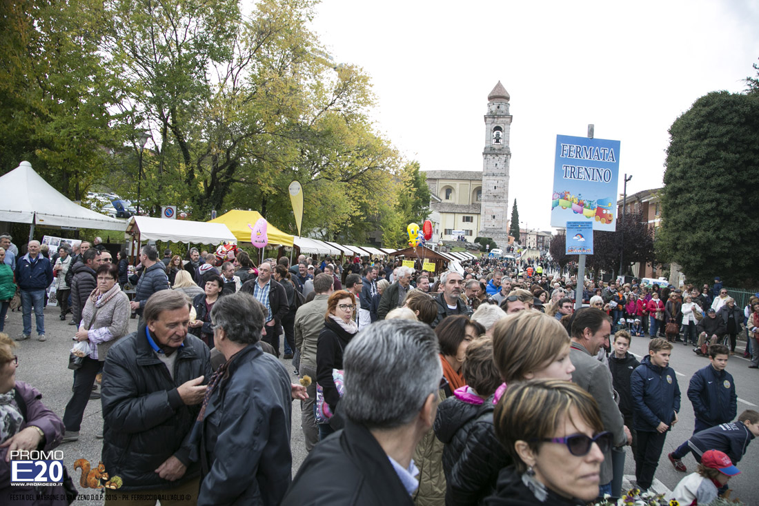 2015_012160_festadelmarrone_25112015