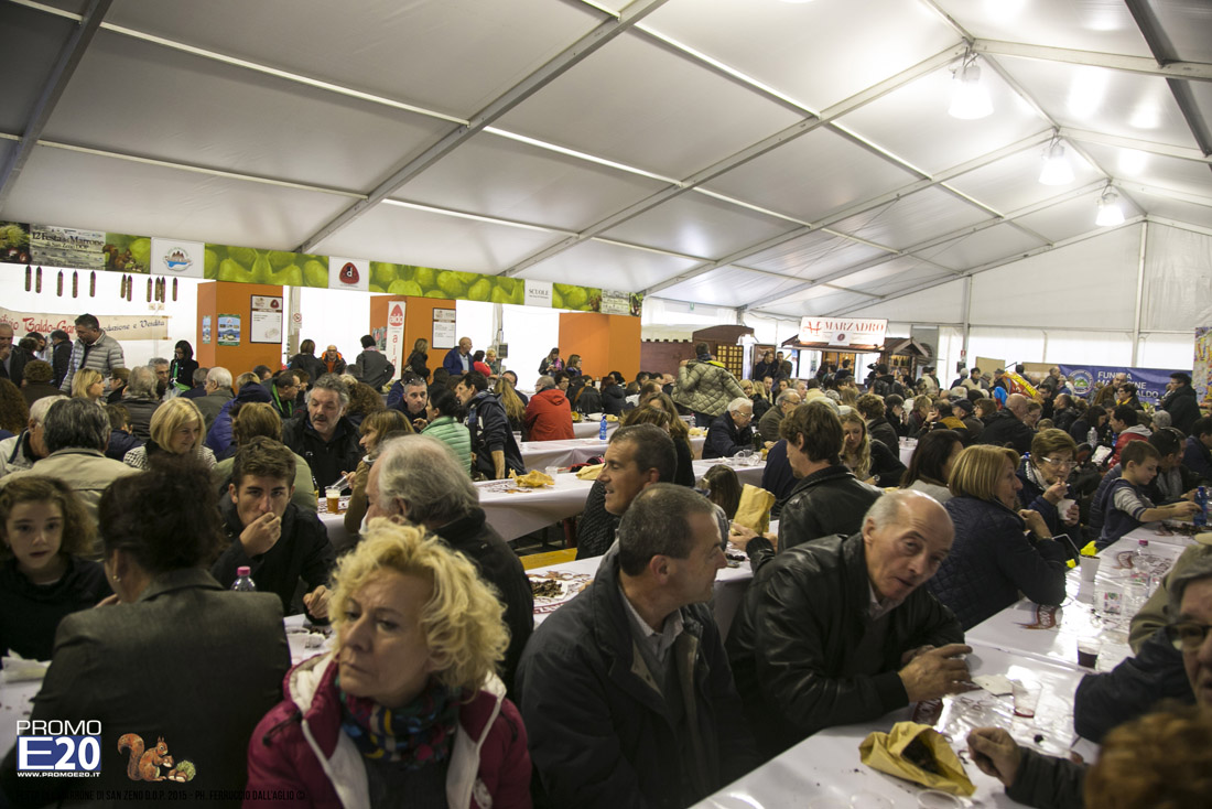 2015_012198_festadelmarrone_25112015
