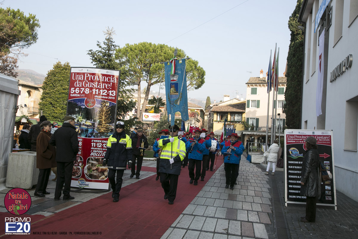 2015_012552_Natale_tra_gli_olivi