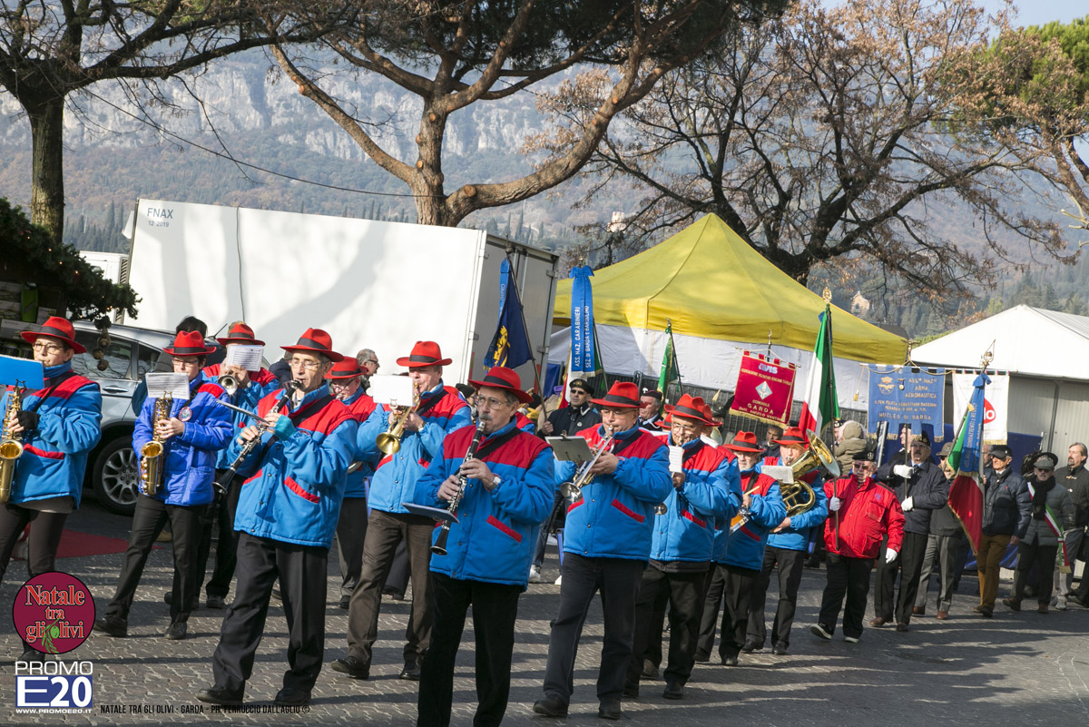 2015_012557_Natale_tra_gli_olivi
